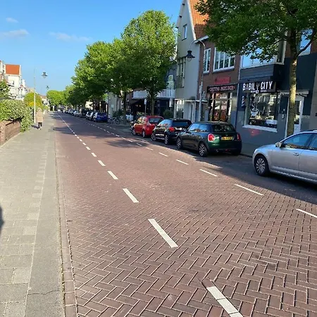 Hendriks *